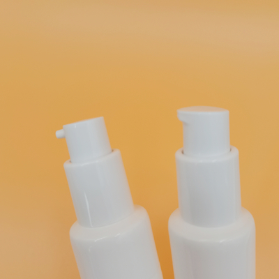 30MM Çaplı PE Plastik Losyon Tüp Kapasitesi 30ml - 50ml PCR% 50 Bariyer Tüpü