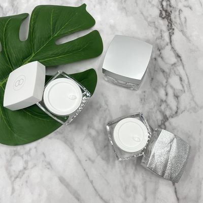 Siyah Plastik Kozmetik Kavanozları Krem 15g 50g Düz - Açılı Kenar Özel Renk