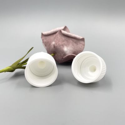 Bağımsız Plastik Beyaz Vidalı Kapaklar Spire Sızdırmazlık Halkasını Kapaklar 28/410 24/410