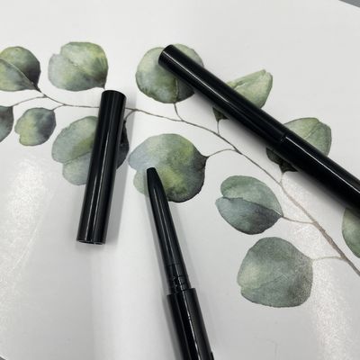 Dolum kapasitesi 0.08g Boş Kaş kalemi İnce stil Yükseklik 123mm Çap 6mm Plastik Makyaj Kabı