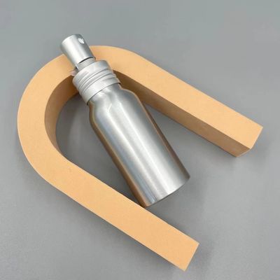 Sızıntıyı önleyin Gümüş Alüminyum Şişe 50ml 35*85mm Boyun 24mm Özel Renk